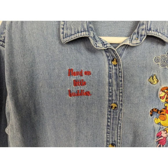 Disney VTG Y2K XL Winnie The Pooh Embroidered Chambray Denim Button Up Shirt Top - Picture 5 of 8